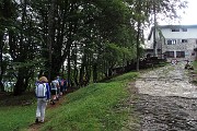 10 Partiamo dal Rif. Roccoli dei Lorla (1468 m)